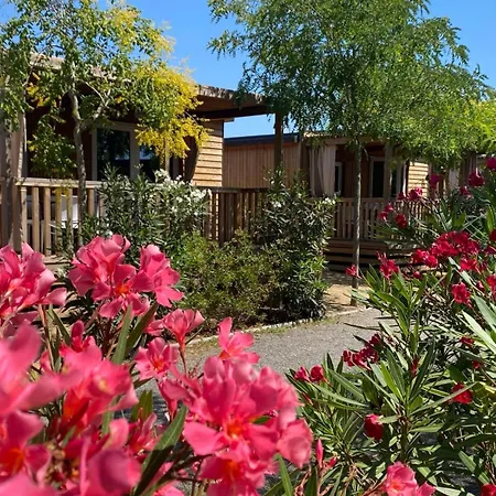 Camping Resort Els Pins Malgrat de Mar Exterior photo